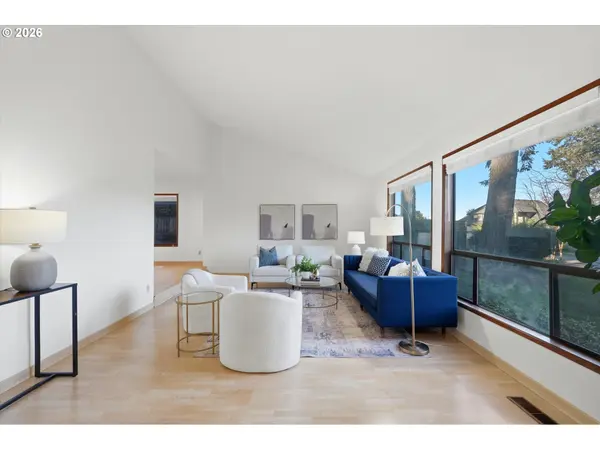 2901 CARRIAGE WAY, West Linn, OR 97068