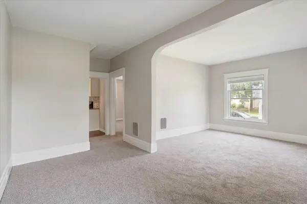 802 S Lafayette AVE, Royal Oak City, MI 48067