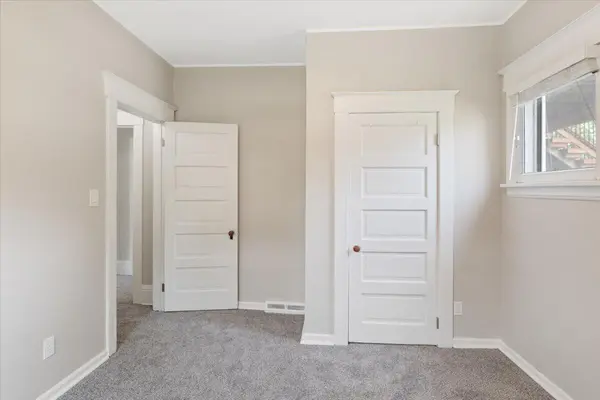 802 S Lafayette AVE, Royal Oak City, MI 48067