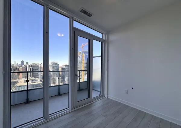 70 Princess ST #1901 E, Toronto C08, ON M5A 0X6