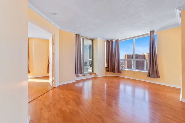 430 Mclevin AVE #1612, Toronto E11, ON M1B 5P1