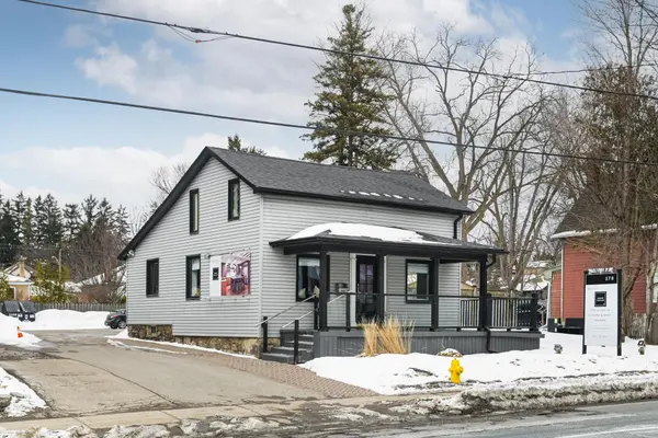 578 Kingston RD W, Ajax, ON L1T 3A2