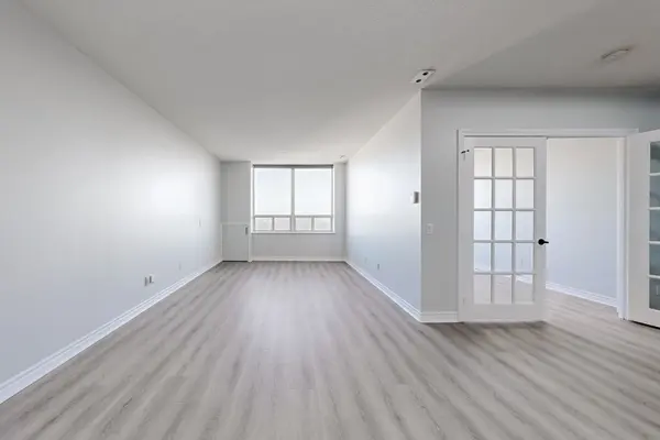 115 Omni DR #PH09, Toronto E09, ON M1P 5B4