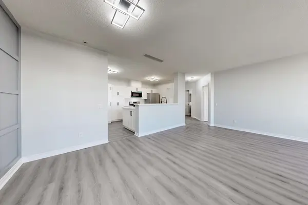 115 Omni DR #PH09, Toronto E09, ON M1P 5B4