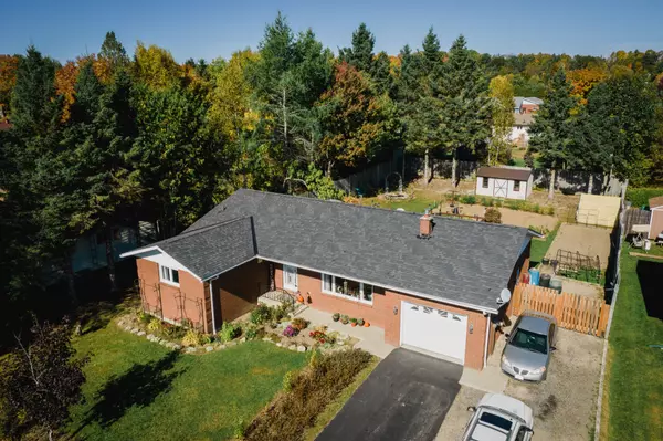 10 Robertson CT, Sundridge, ON P0A 1Z0