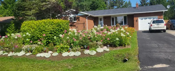 10 Robertson CT, Sundridge, ON P0A 1Z0