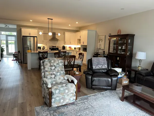 1115 Millwood AVE, Brockville, ON K6V 0E6