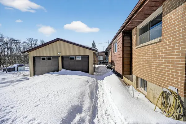 189 Reynolds DR, Brockville, ON K6V 1X3