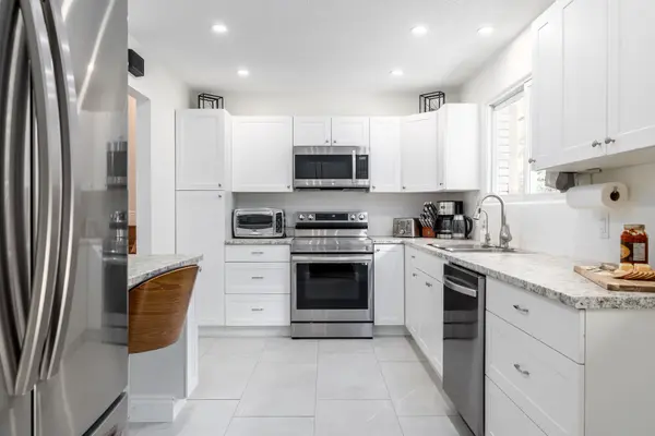 89 Stewart RD, Bancroft, ON K0L 2L0