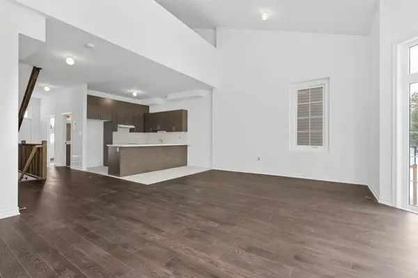 14 TURNBERRY CT, Bracebridge, ON P1L 0N5