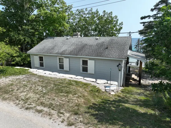 20 Birch RD, Northern Bruce Peninsula, ON N0H 1Z0