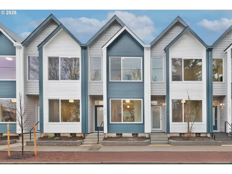 1418 N Jarrett ST, Portland, OR 97217