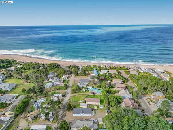 Depoe Bay, OR 97341,105 BREEZE ST