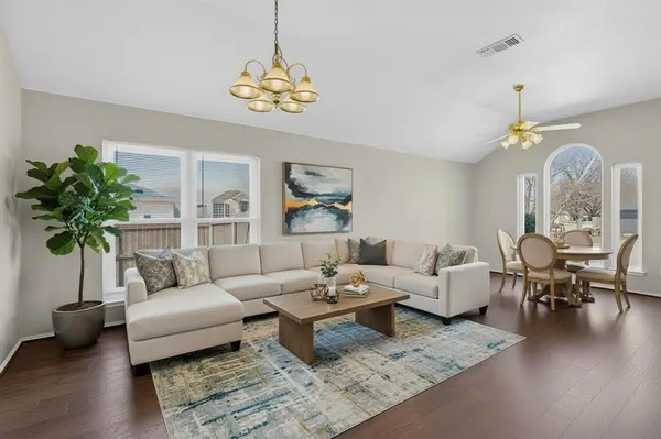 1025 Caleb Street, Burleson, TX 76028