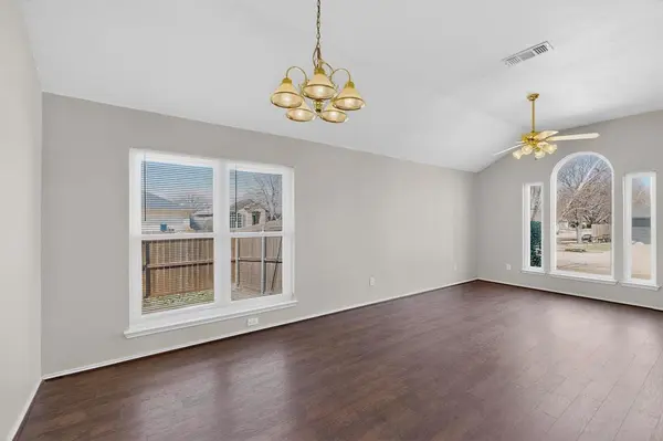 1025 Caleb Street, Burleson, TX 76028