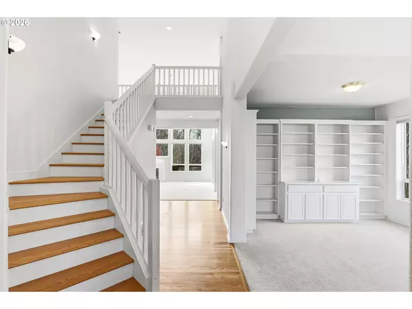 Hillsboro, OR 97124,331 NE HILLWOOD DR