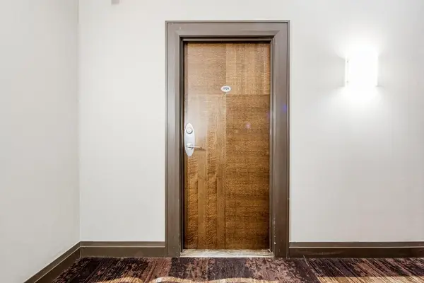 8 Rean DR #1701, Toronto C15, ON M2K 1H1