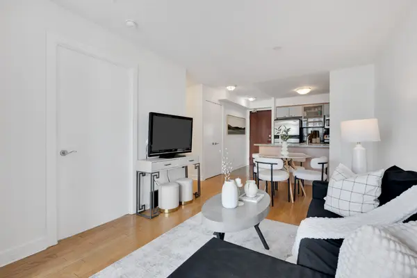 16 Harrison Garden BLVD #1011, Toronto C14, ON M2N 7J6