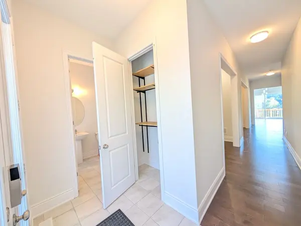 192 Sunset Vista CT, Aurora, ON L4G 3Y1