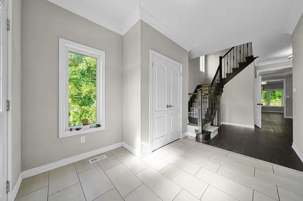 21 Scotia RD, Georgina, ON L0E 1R0