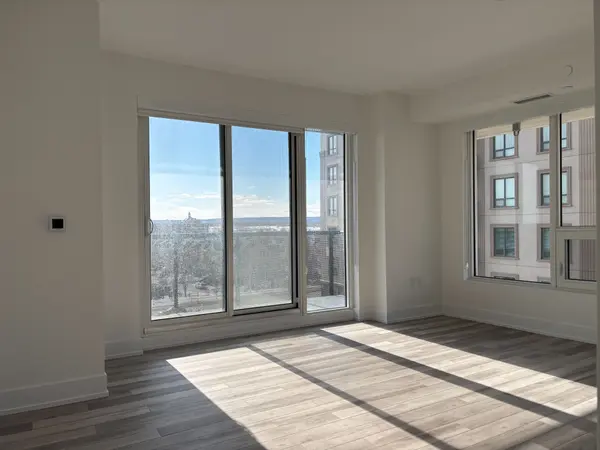 2450 Old Bronte RD #445, Oakville, ON L6M 5P6