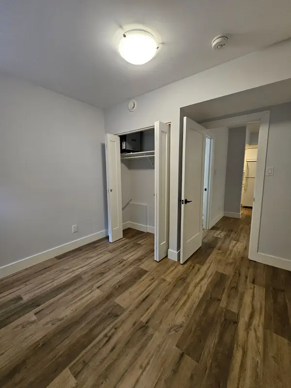 846 Alpine AVE, Britannia Heights - Queensway Terrace N And Area, ON K2B 5R6