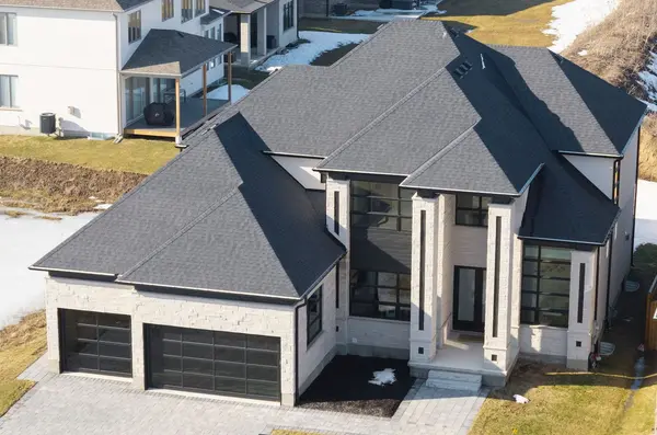 588 Creekview Chase, London North, ON N6G 3X9