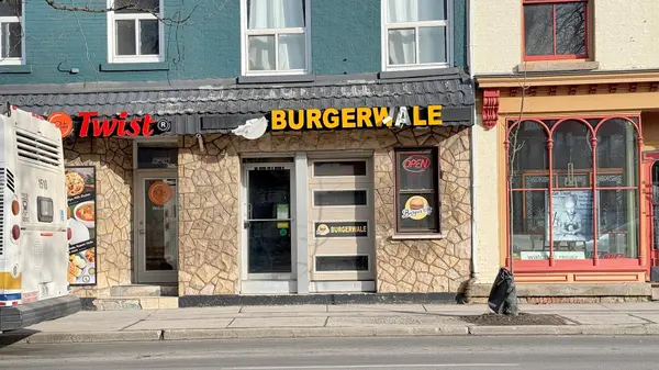 85 John ST S #C, Hamilton, ON L8N 2C2