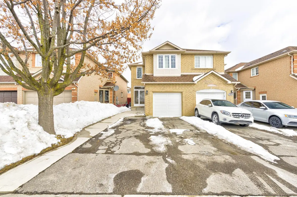 26 Tumbleweed TRL, Brampton, ON L6Y 5A1