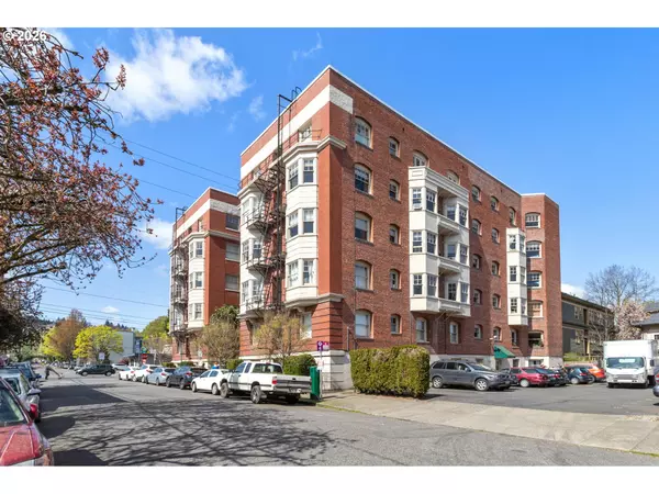 Portland, OR 97209,2083 NW JOHNSON ST #56