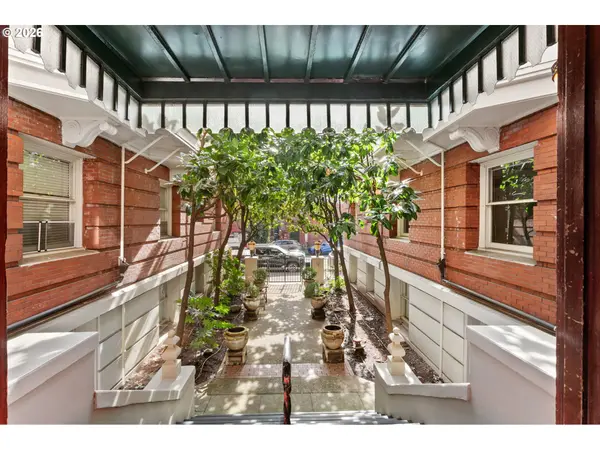 2083 NW JOHNSON ST #56, Portland, OR 97209