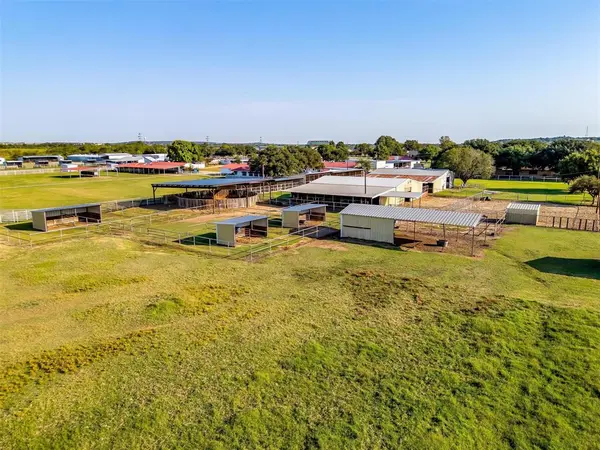 1824 Fm 731, Burleson, TX 76028