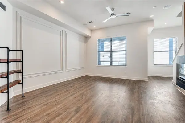 1813 Park Avenue #104, Dallas, TX 75215