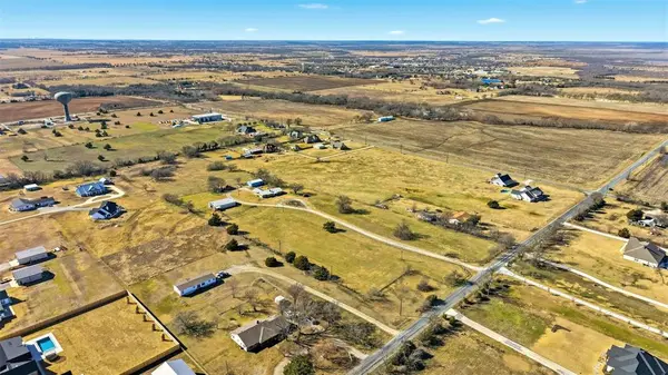 1264 Mcconnell Road, Gunter, TX 75058