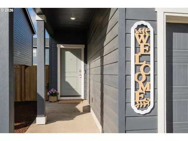 2938 FENYA ST, Springfield, OR 97477