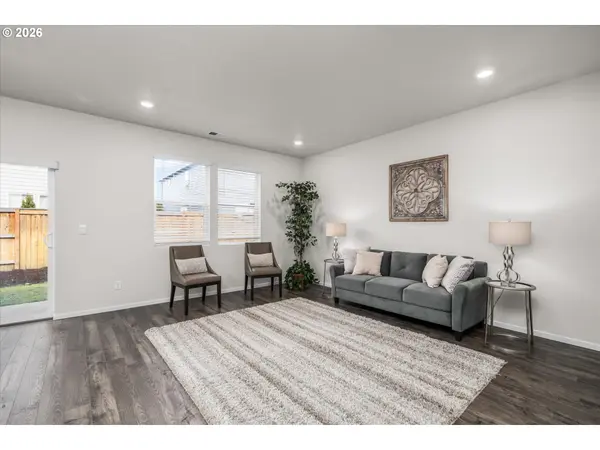 2938 FENYA ST, Springfield, OR 97477