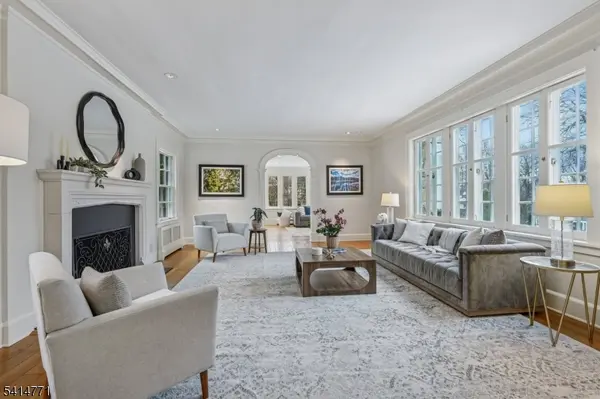 55 OXBOW LANE, Summit City, NJ 07901