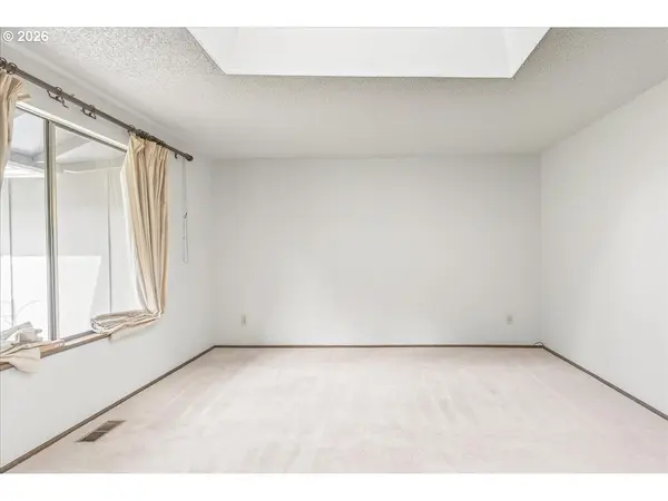 10036 SW 50TH AVE, Portland, OR 97219