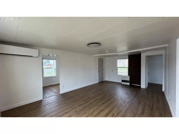 Fossil, OR 97830,406 ELLSWORTH ST