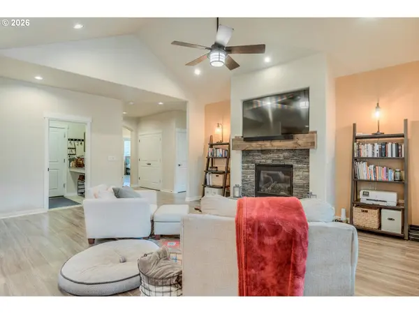 51868 TRAPPER GEORGE LN, La Pine, OR 97739