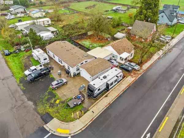 Harrisburg, OR 97446,595 KESLING ST