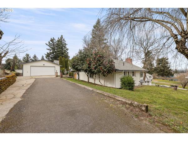 1215 NE 157TH AVE, Portland, OR 97230