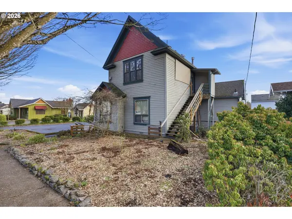 114 E 2ND ST, Newberg, OR 97132