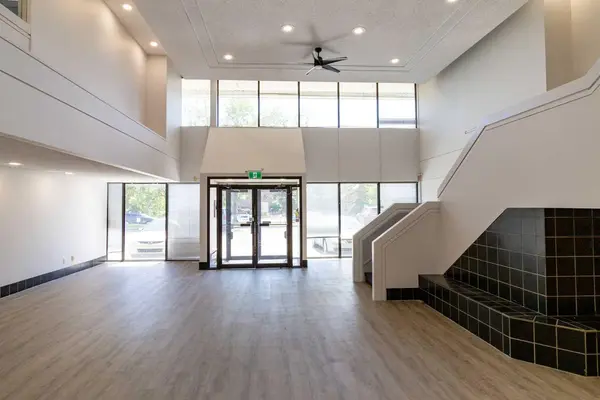 1530 27 AVE NE #Suite 201 A, Calgary, AB T2E 7S6