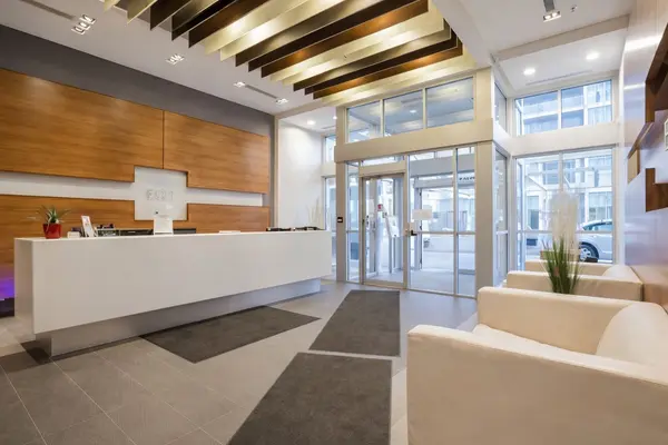 70 Town Centre CT #1409, Toronto E09, ON M1P 0B2