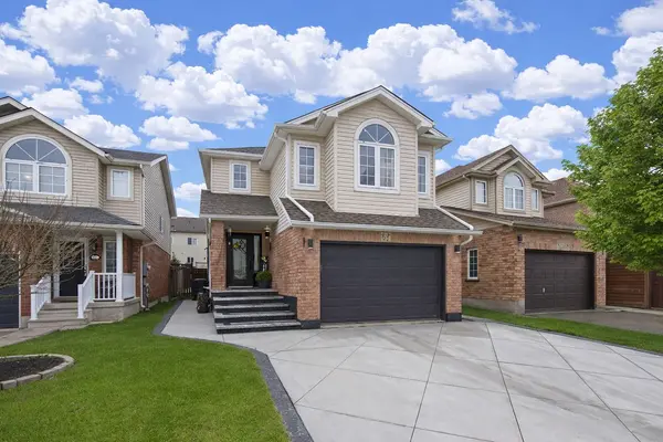 67 Bridlewreath ST, Kitchener, ON N2E 3V5