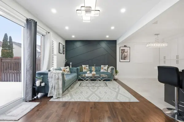 67 Bridlewreath ST, Kitchener, ON N2E 3V5