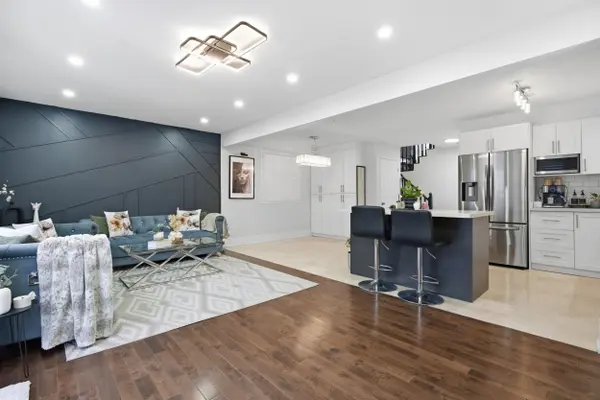 67 Bridlewreath ST, Kitchener, ON N2E 3V5