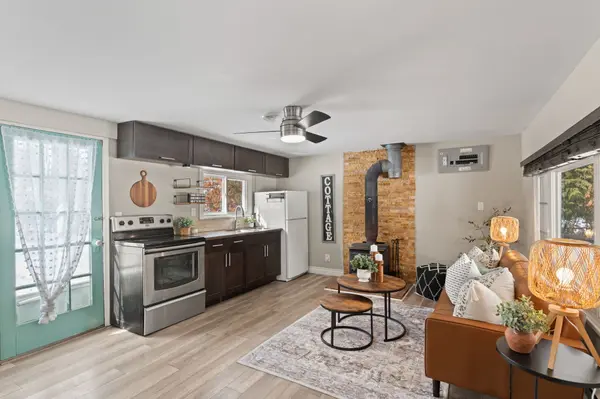 7 Manchester TRL, Kawartha Lakes, ON K0M 1A0