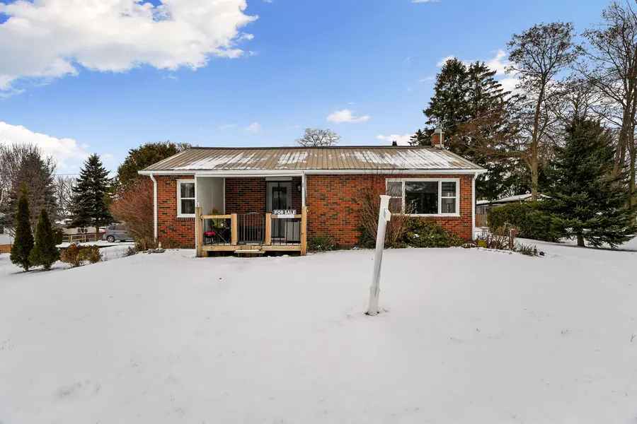 2 Park LN, Hamilton Township, ON K9A 0X9